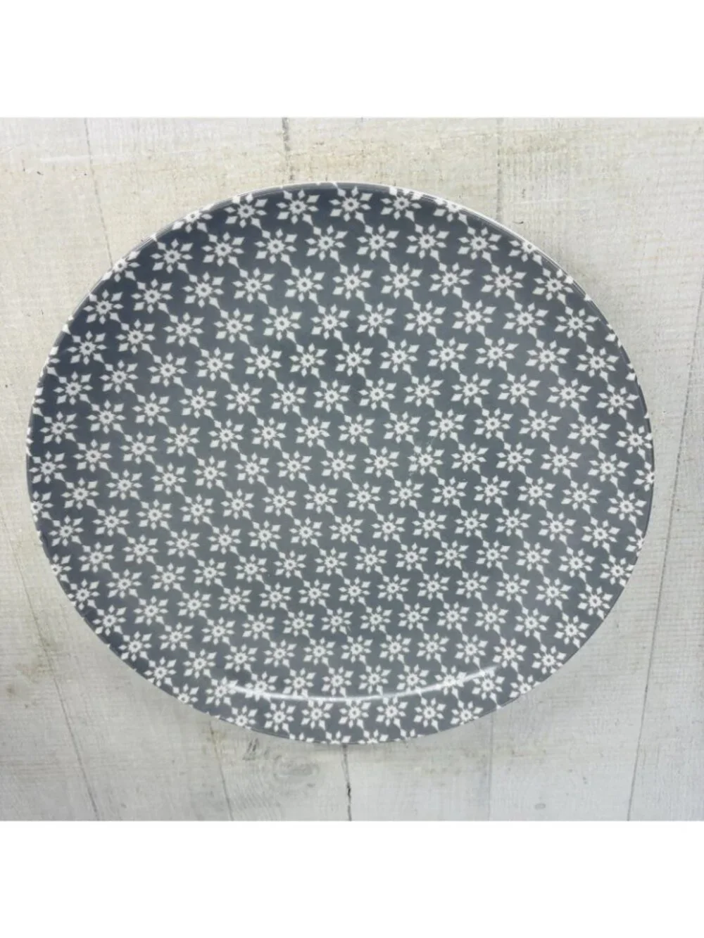 Mainstays FLORAL White Gray Ceramic Round Dishwasher Safe Dinner Plates Set of 4